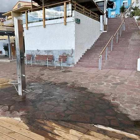 Cosy La Pinta 칸델라리아