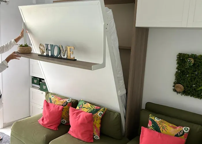 Cosy La Pinta アパート